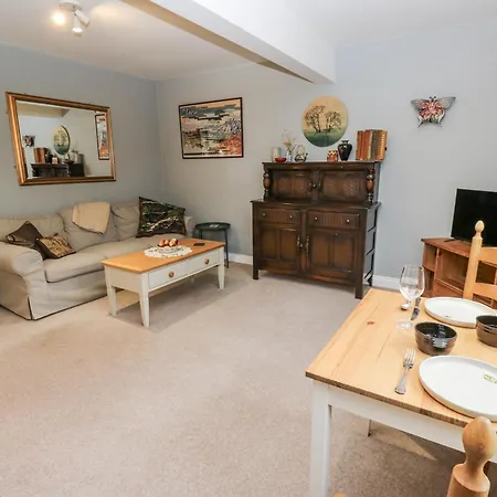 아파트 The Treetop *